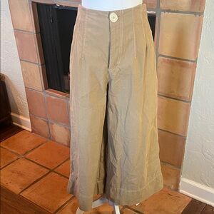 Zara Tan Khaki Faux Pleat Flat Front Cropped Culotte Pants, size M